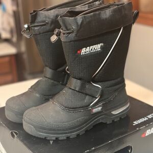 Men’s Baffin Mustang Snow Boot sz 7